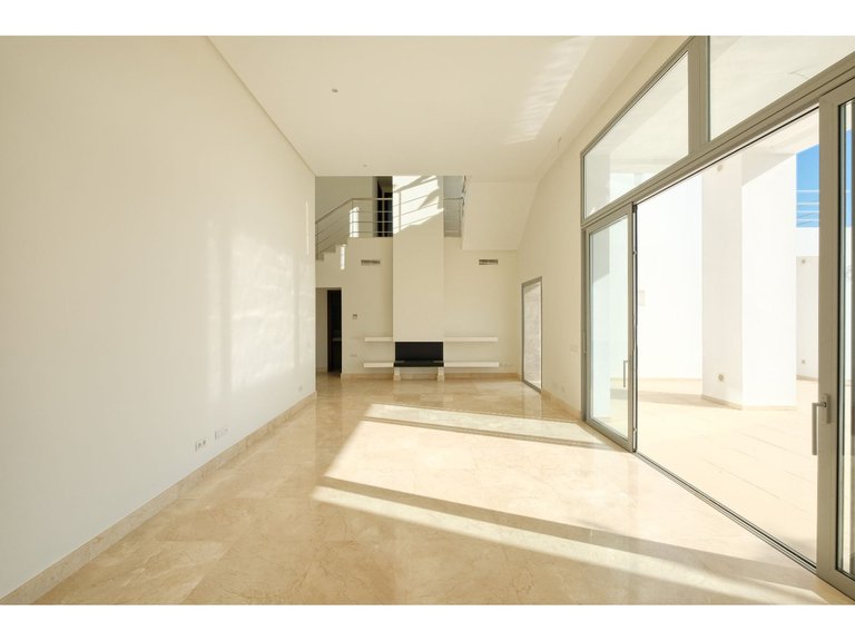 Villa for Sale in Benahavís, Malaga 3