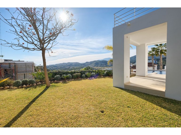 Villa for Sale in Benahavís, Malaga 30