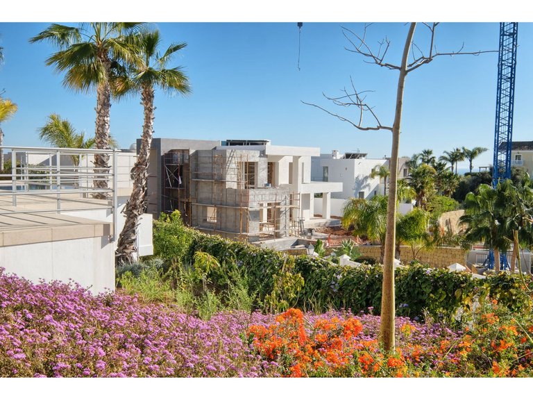 Villa for Sale in Benahavís, Malaga 38