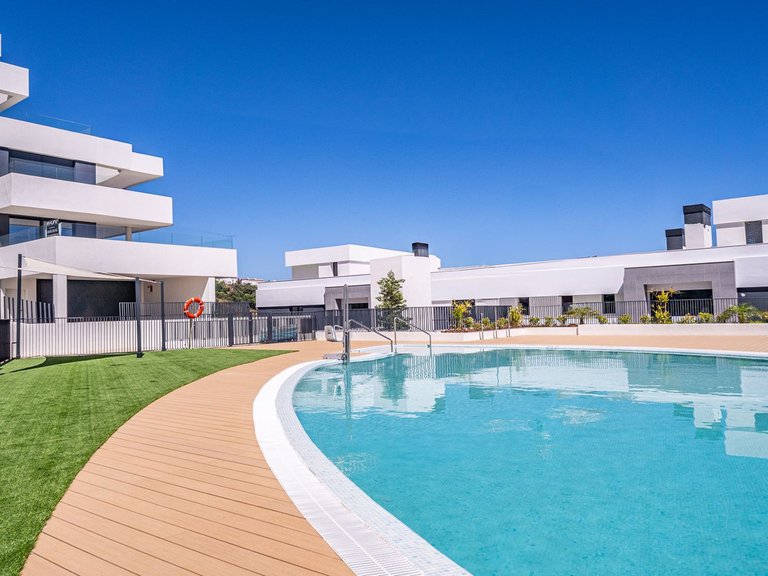 Apartment for Sale in Altos De Los Monteros, Malaga 1