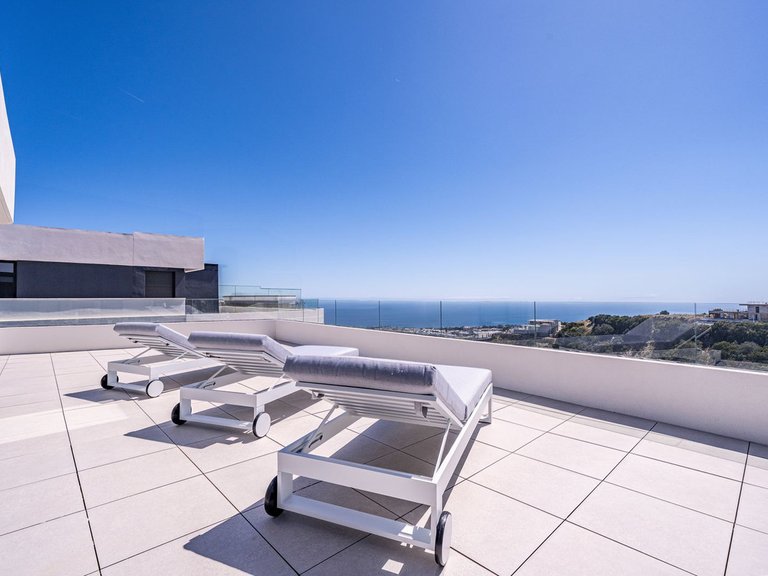 Apartment for Sale in Altos De Los Monteros, Malaga 28