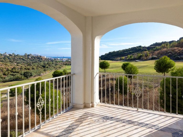 Town House for Sale in Estepona, Malaga 10