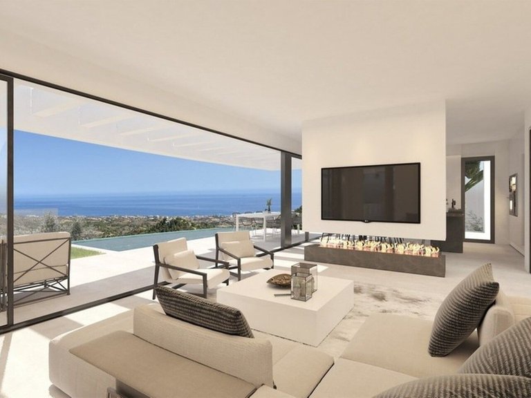 Villa for Sale in Costa del Sol Mijas Costa, Malaga 4