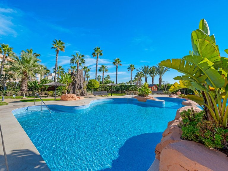 Apartment for Sale in Costa Blanca Cabo Roig, Alicante 2