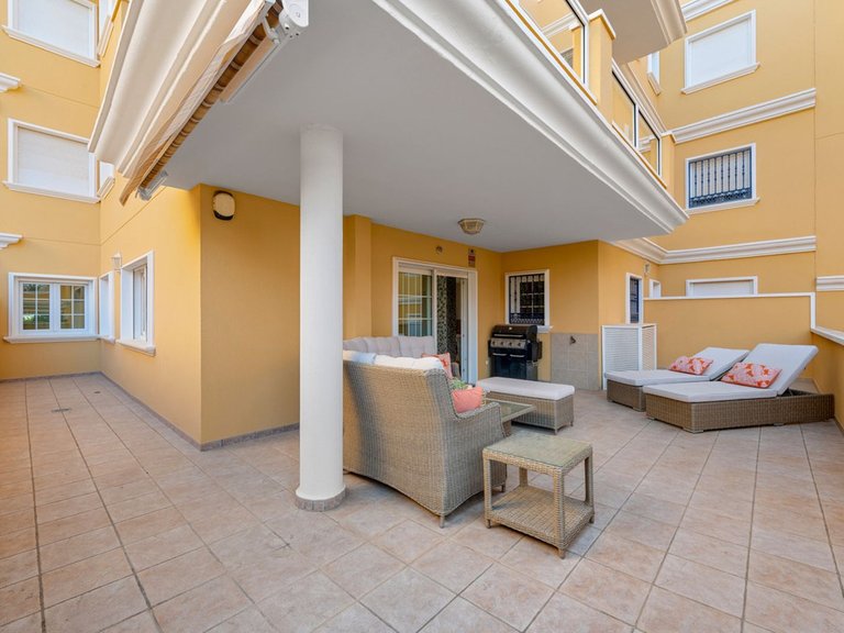 Apartment for Sale in Costa Blanca Cabo Roig, Alicante 23