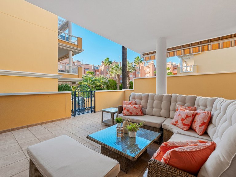 Apartment for Sale in Costa Blanca Cabo Roig, Alicante 5