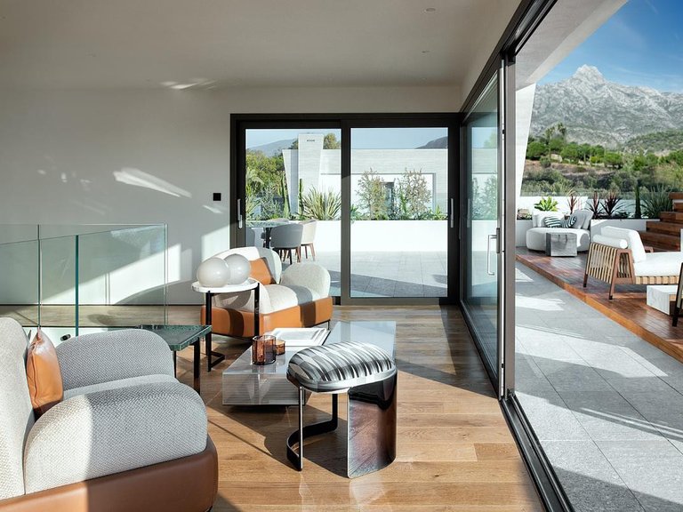 Villa for Sale in Marbella, Malaga 8