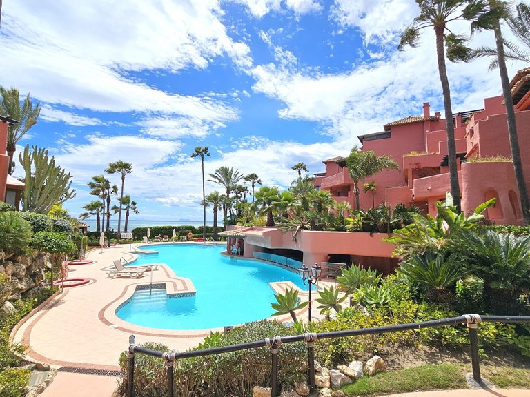 Apartment for Sale in New Golden Mile, Malaga 23