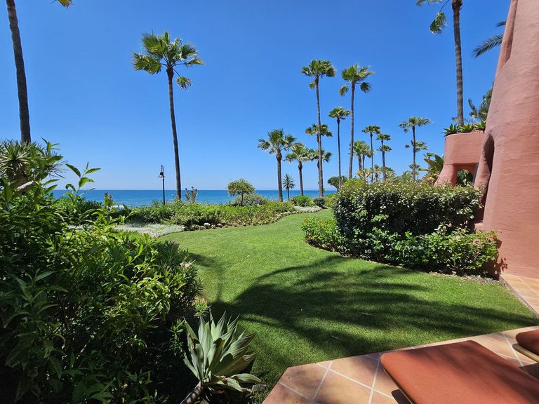 Apartment for Sale in New Golden Mile, Malaga 28
