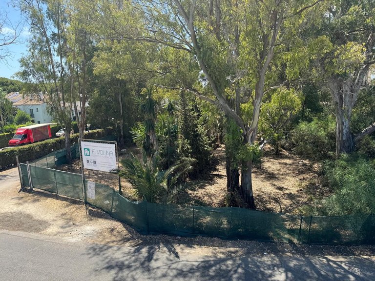 Plot for Sale in El Paraiso, Malaga 1