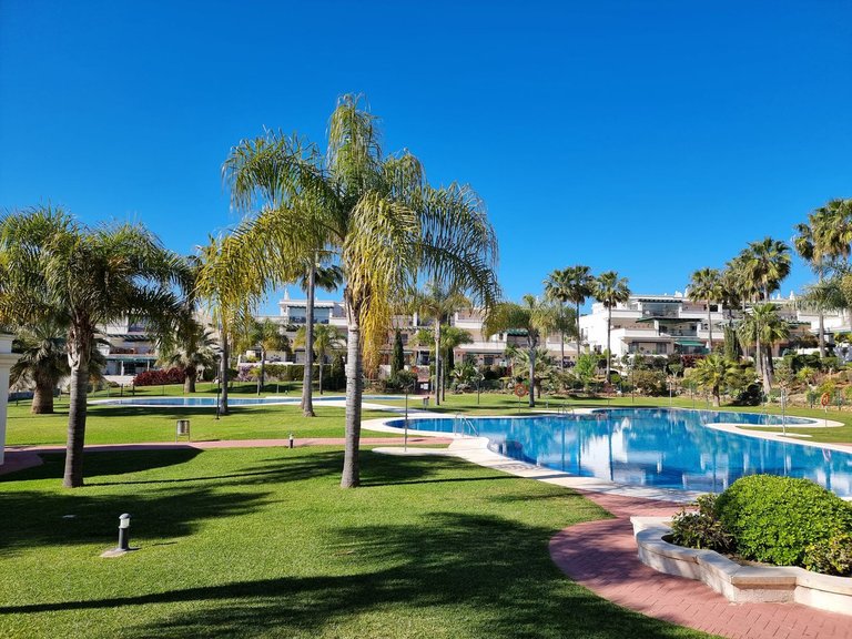Apartment for Sale in Nueva Andalucía, Malaga 1
