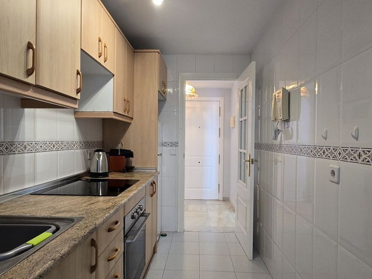 Apartment for Sale in Nueva Andalucía, Malaga 13