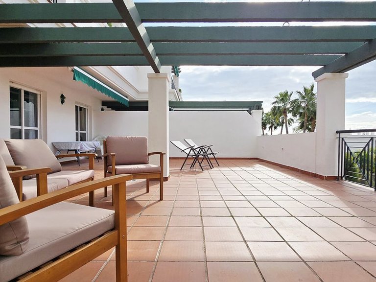 Apartment for Sale in Nueva Andalucía, Malaga 9
