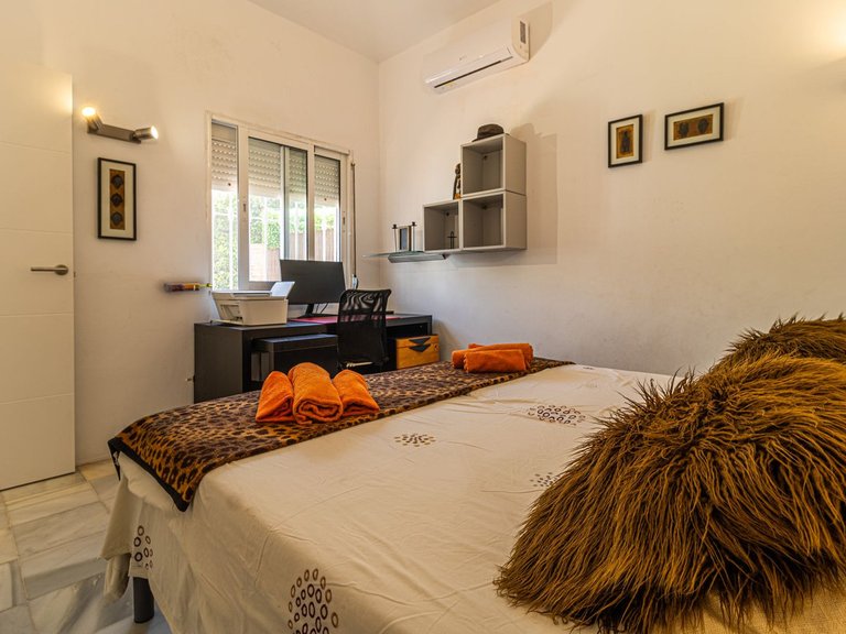 Apartment for Sale in Costa del Sol, Estepona, Malaga 16