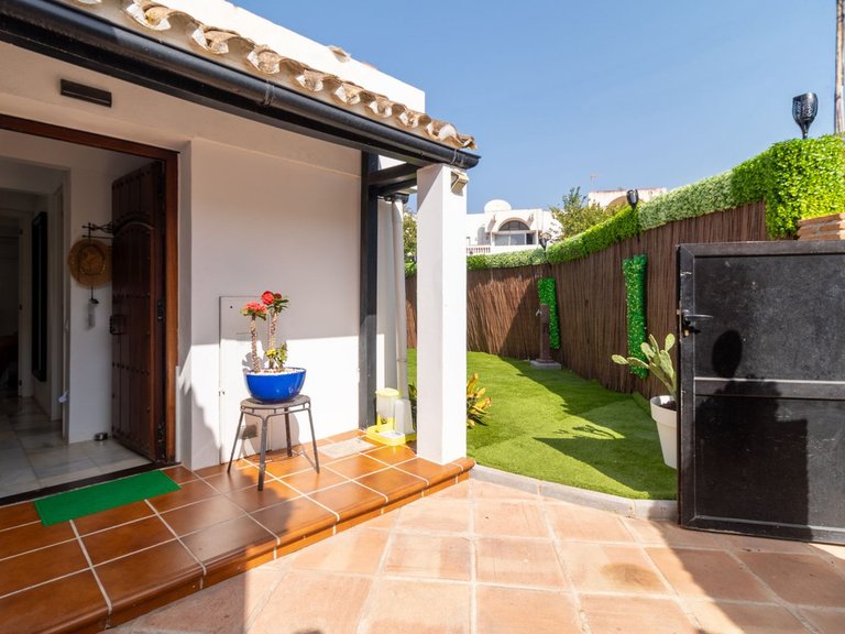 Apartment for Sale in Costa del Sol, Estepona, Malaga 2