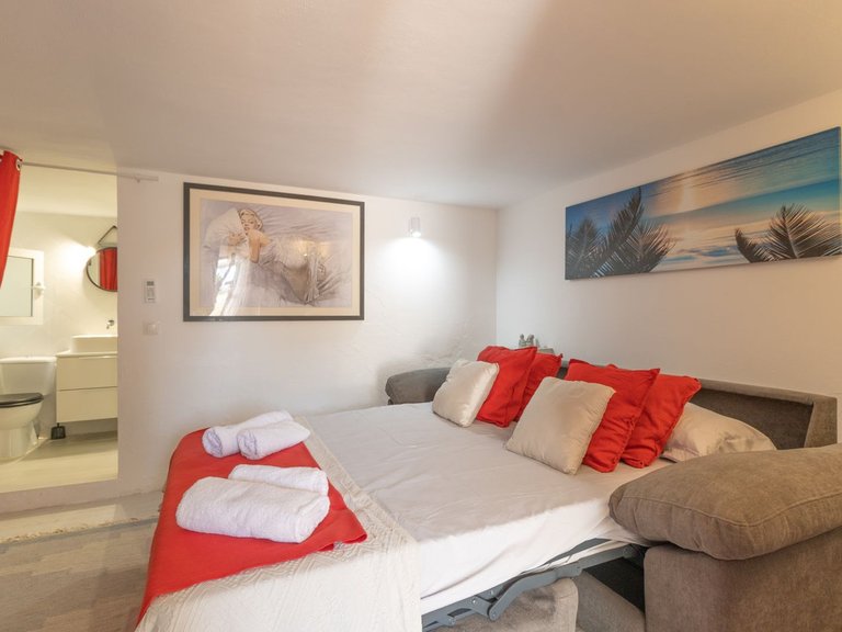 Apartment for Sale in Costa del Sol, Estepona, Malaga 27