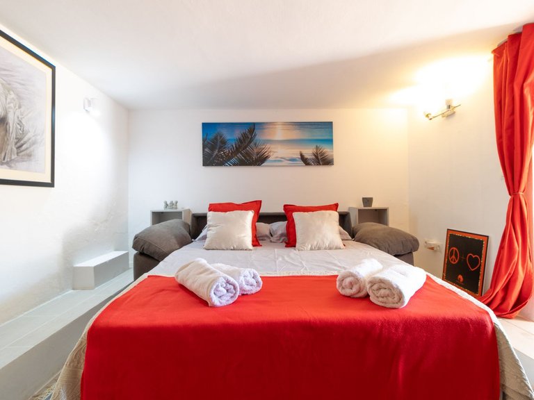 Apartment for Sale in Costa del Sol, Estepona, Malaga 28