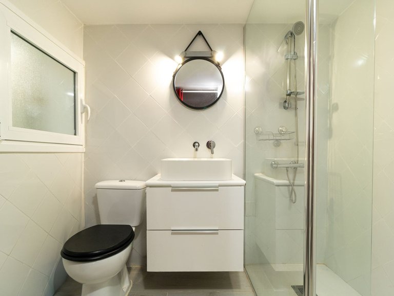 Apartment for Sale in Costa del Sol, Estepona, Malaga 32