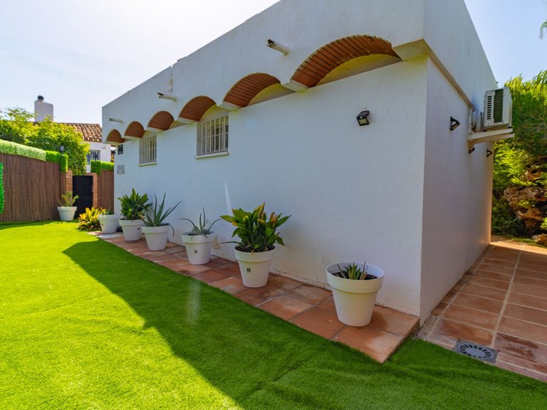 Apartment for Sale in Costa del Sol, Estepona, Malaga 34