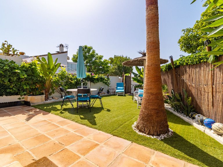 Apartment for Sale in Costa del Sol, Estepona, Malaga 40