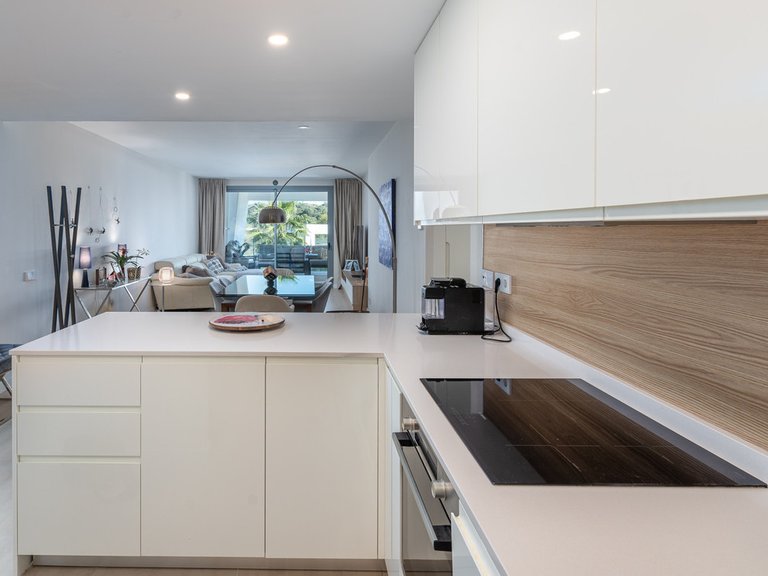 Apartment for Sale in Costa del Sol Selwo, Malaga 6