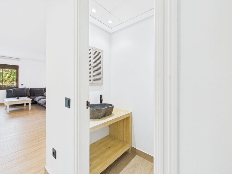 Apartment for  in La Duquesa, Malaga 11