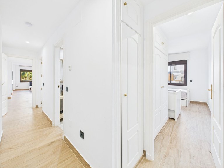 Apartment for  in La Duquesa, Malaga 17