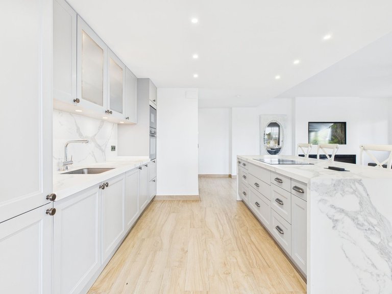 Apartment for  in La Duquesa, Malaga 2