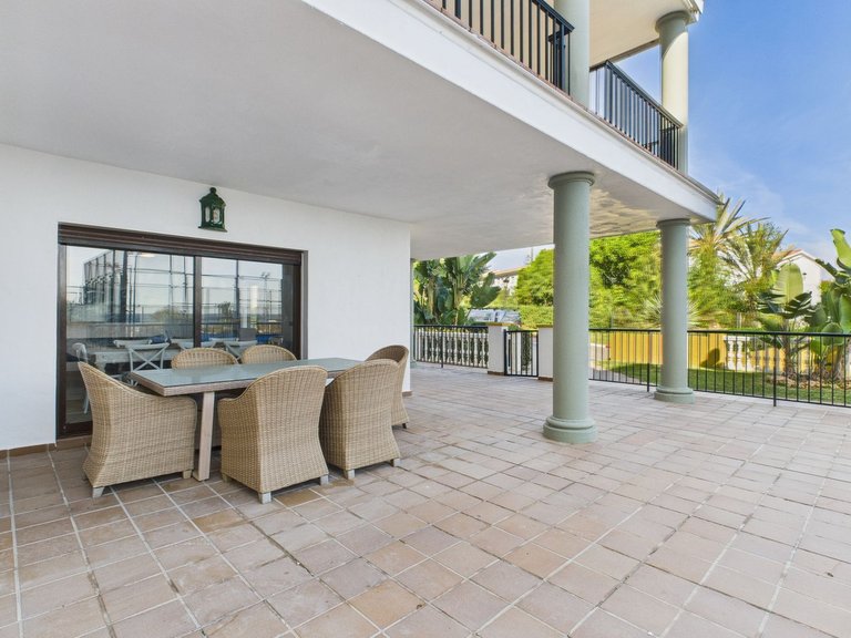 Apartment for  in La Duquesa, Malaga 28