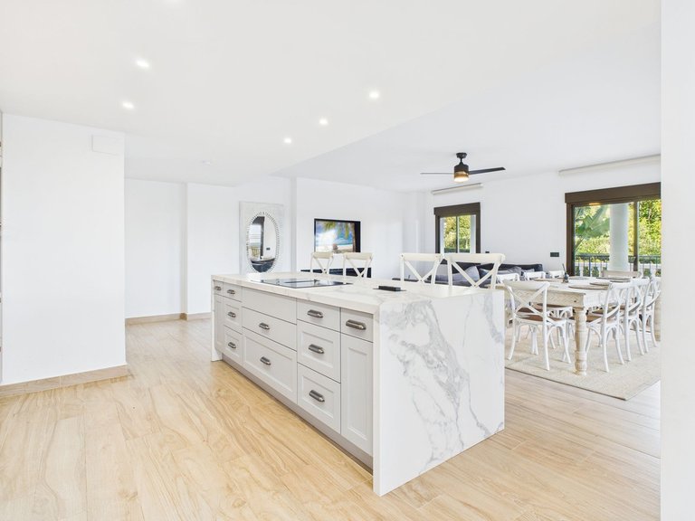 Apartment for  in La Duquesa, Malaga 3