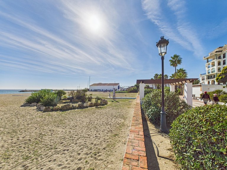 Apartment for  in La Duquesa, Malaga 30