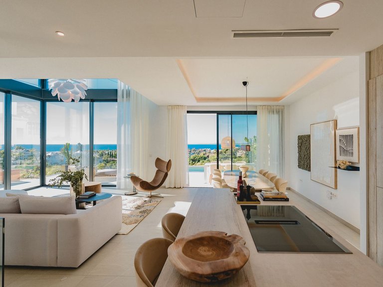 Villa for  in Marbella, Malaga 3