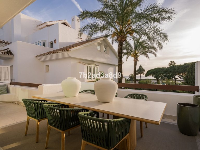 Apartment for Sale in Los Monteros, Malaga 2