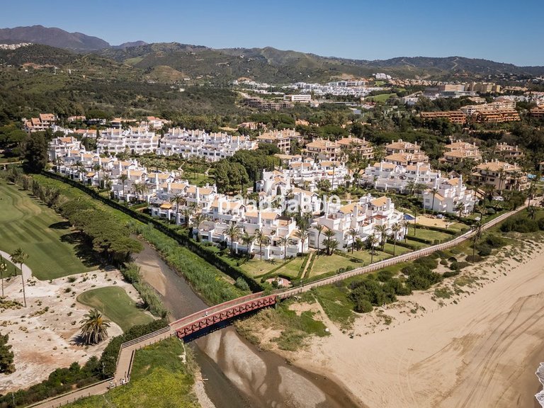 Apartment for Sale in Los Monteros, Malaga 25