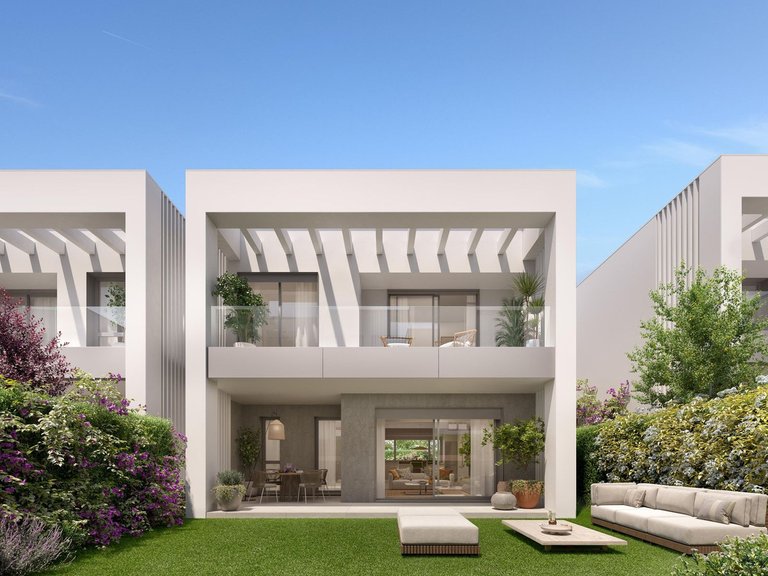 Town House for Sale in Costa del Sol Elviria, Malaga 9