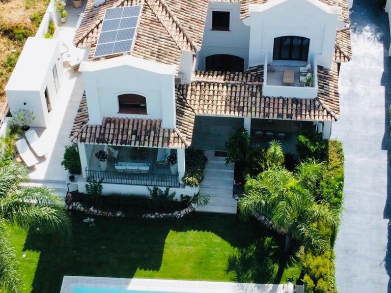 Villa for Sale in Marbella, Malaga 3