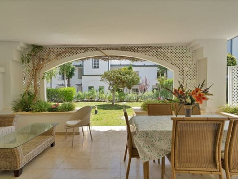 Apartment for Sale in New Golden Mile, Malaga 2