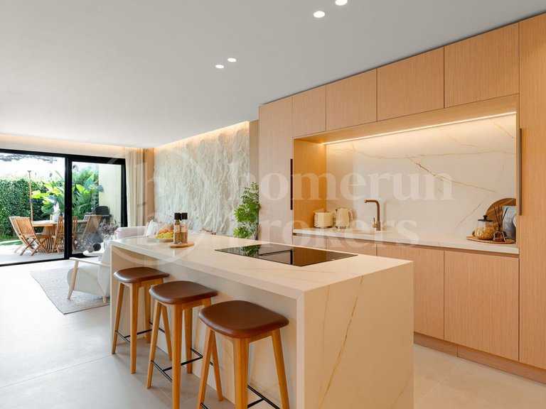 Villa for Sale in Costa del Sol Puerto Banús, Malaga 10