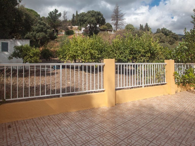 Villa for Sale in Estepona, Malaga 17