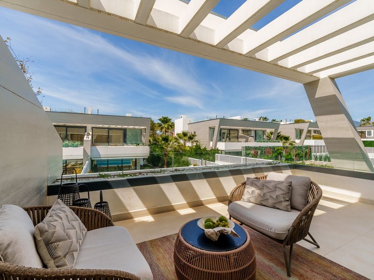 Villa for Sale in Puerto Banús, Malaga 15