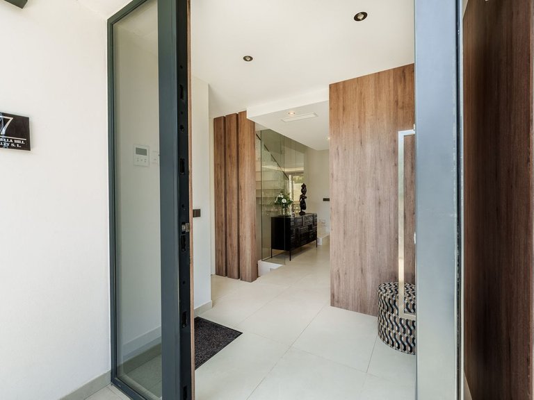 Villa for Sale in Puerto Banús, Malaga 26