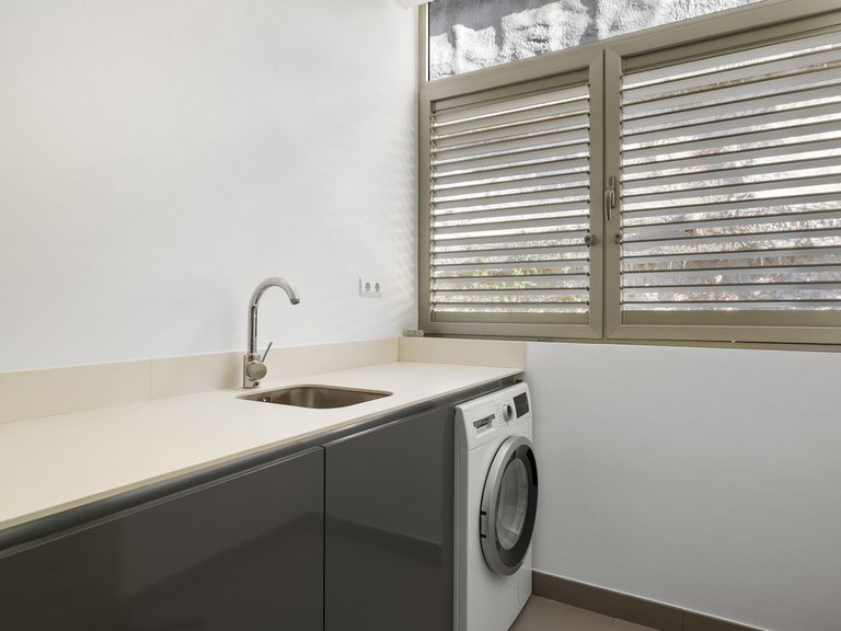 Apartment for Sale in Benahavís, Malaga 18