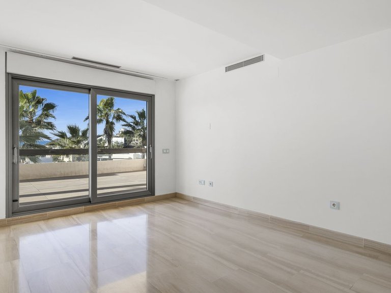 Apartment for Sale in Benahavís, Malaga 20