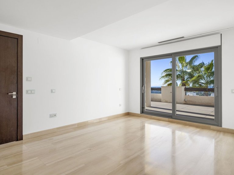 Apartment for Sale in Benahavís, Malaga 21