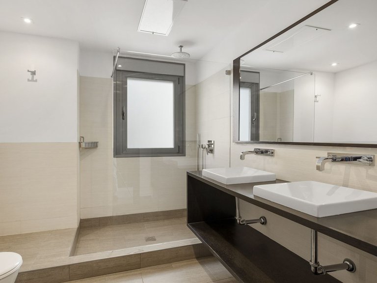 Apartment for Sale in Benahavís, Malaga 26