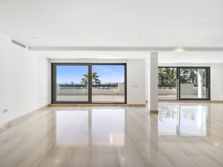 Apartment for Sale in Benahavís, Malaga 7