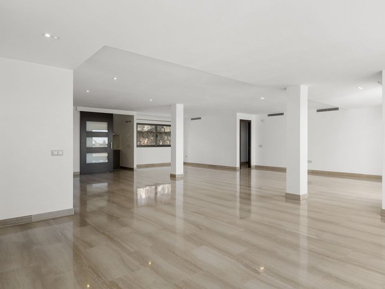 Apartment for Sale in Benahavís, Malaga 8