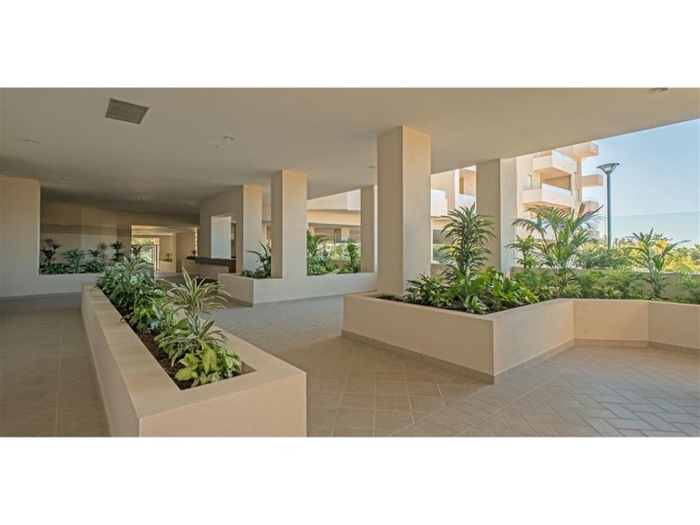 Apartment for  in Nueva Andalucía, Malaga 14