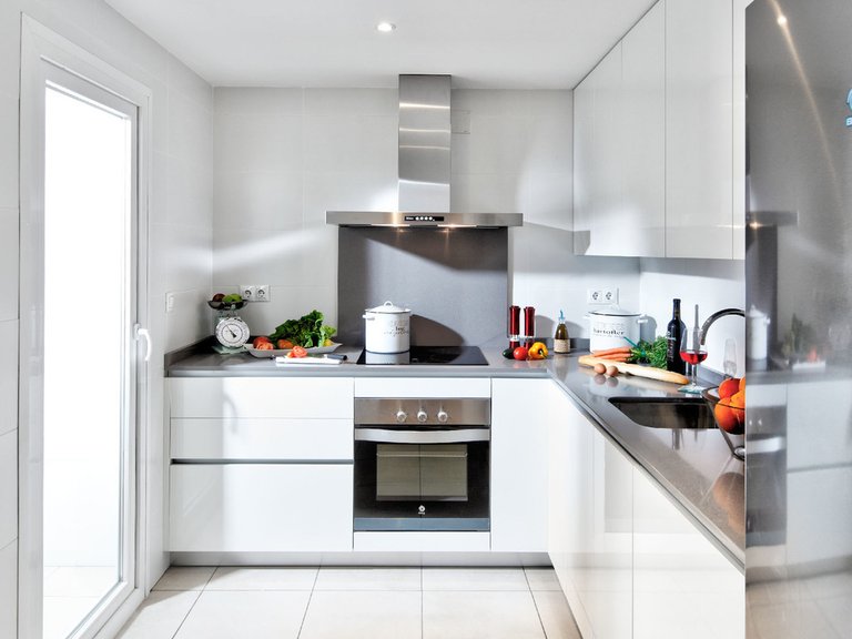 Apartment for  in Nueva Andalucía, Malaga 7