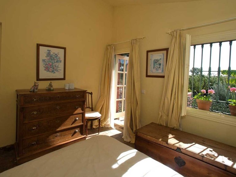Country House for Sale in Estepona, Malaga 19